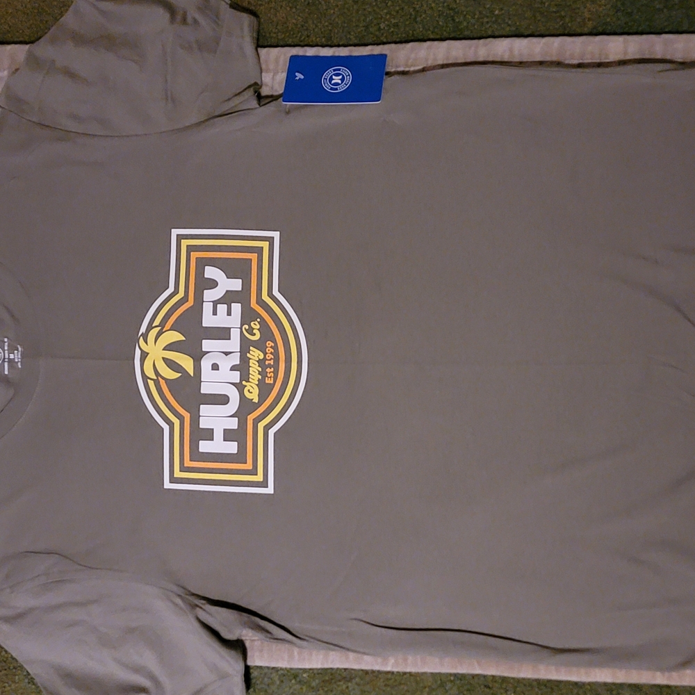 Hurley Men's Olive Graphic Tee